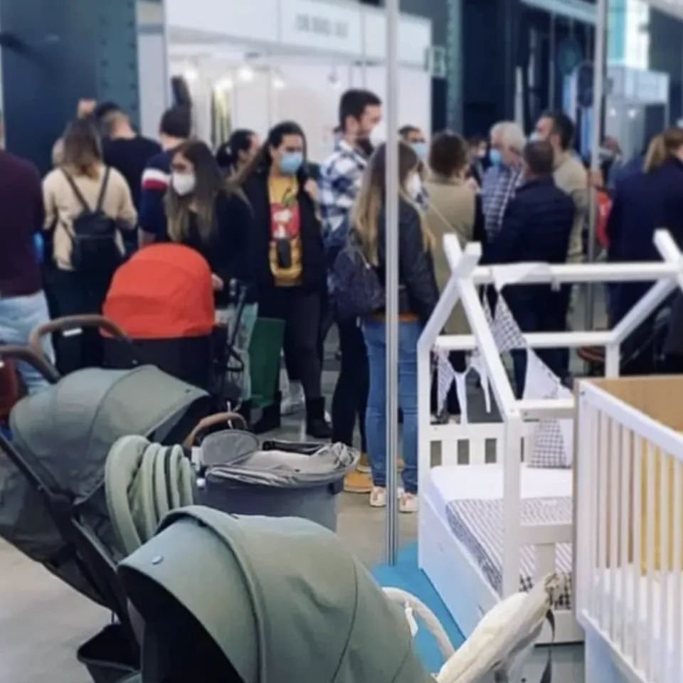 ExpoNadó feria del bebé en Tarragona con familias y stands